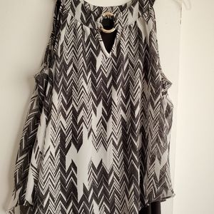 iZ Byer Sleeveless Top